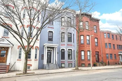 159 W 3rd St #2