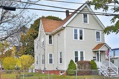 92 Lynn St