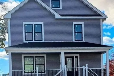31 Niagara St 1