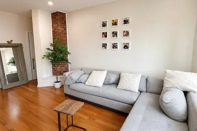 29 Lambert St #4 1