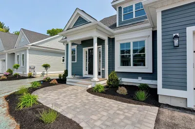1 Damon Road #11 1
