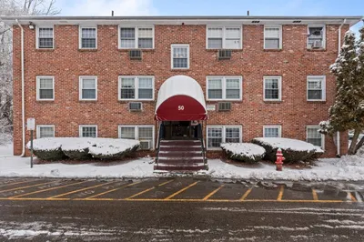 50 Danbury Dr #5 1