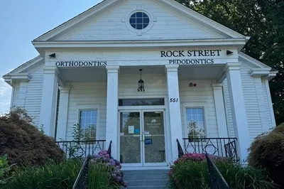 551 Rock St 1