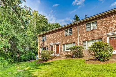 316 Bedford Street #316 1