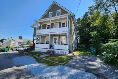 17 Sheridan St