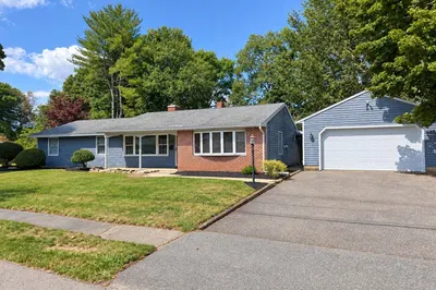 24 Wedgemere Rd 1
