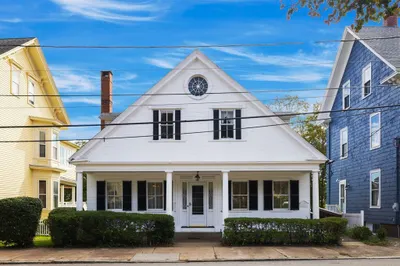 18 Chestnut St