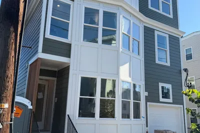 261 Princeton St #302 1