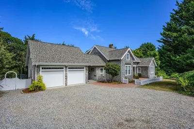 25 Pleasant View Dr 1