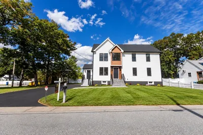 45 Pinewood Ave 1