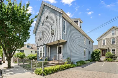 10 Granite St