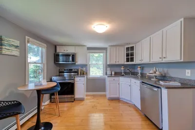 70 Commercial St #2