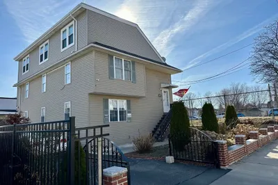 22 Lash Street #1