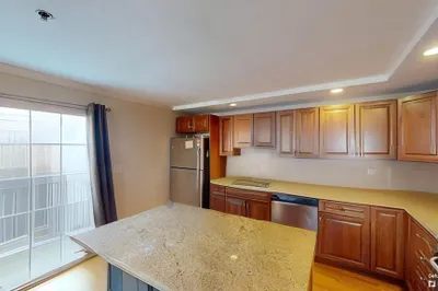 34 Mitchell St #3