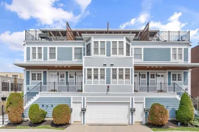 32 Elmer St #32