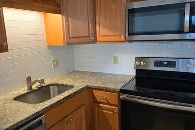 23 ColumBia Avenue #B 1