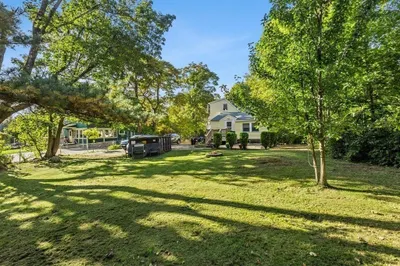 455 Pleasant St 1