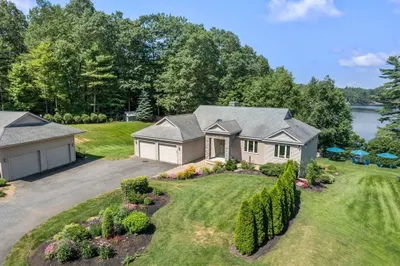 104 Allen Rd 1