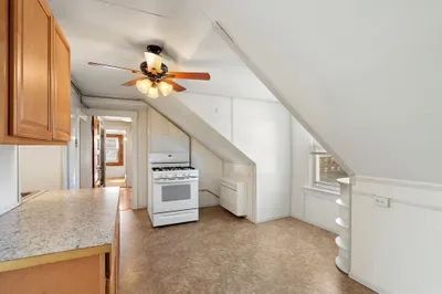 84 Berlin St #3 1