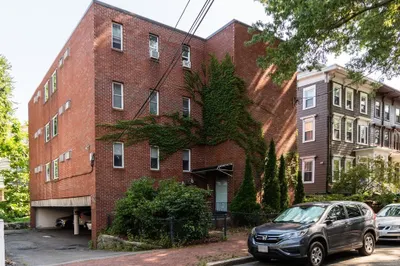 28 Lee Street #2