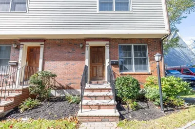 131 N Common St #4 1