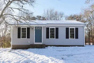 11 Womponoag Rd 1