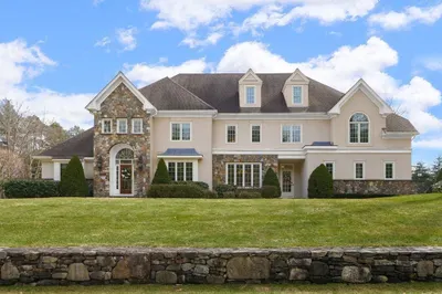 9 Olde Hickory Path 1