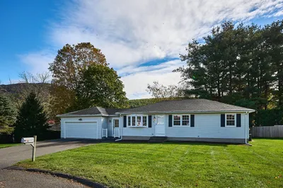 1 Sandra Rd