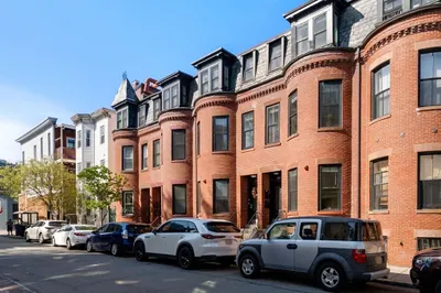 209 Green St #1 1