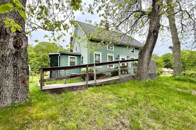527 Collins Corner Rd