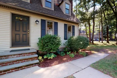 118 Wellman Ave #118