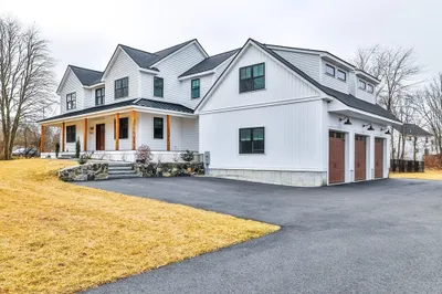 343 Boston Road 1