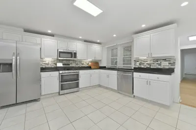 144 Salem St 1