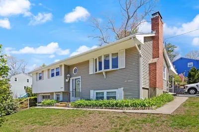 204 Nashua Rd