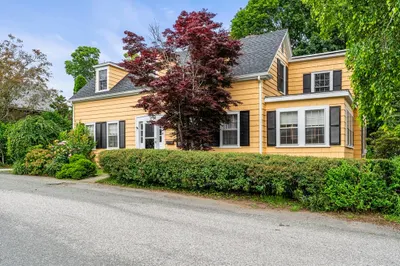 15 Linden St 1