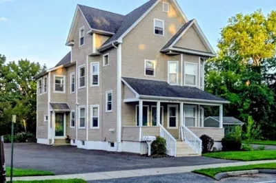 96-98 Walnut St 1