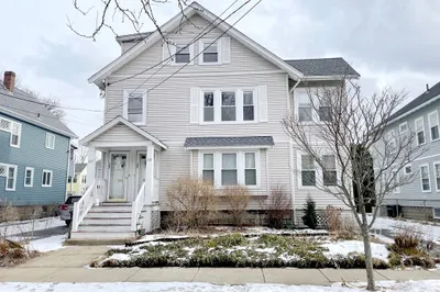 105 Webster St #105