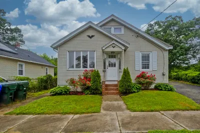 372 El Paso St