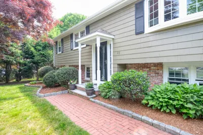 23 Dutton Road 1