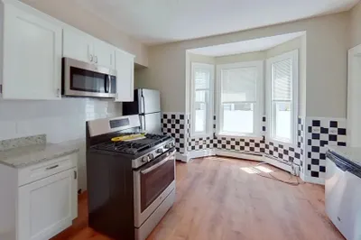 121 George St #1 1