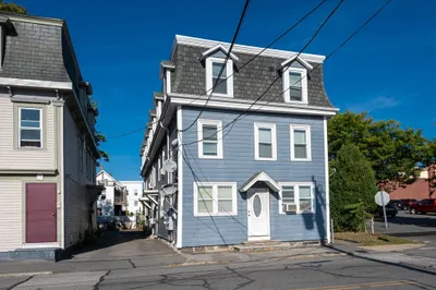57 Lakeview Ave 1