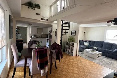 27 Liberty St #2