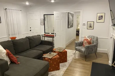 61 Front St #1 1