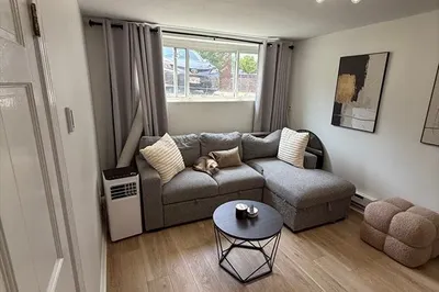 20 Coolidge Hill Road #2