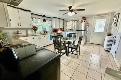 21 Langlois Ave #2 1