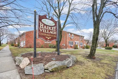 540 Granby Rd #131