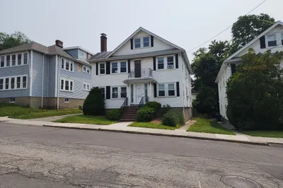 235 Common St