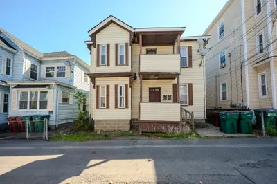 8 Rockdale Ave