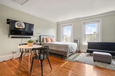 558 Columbus Avenue #4R