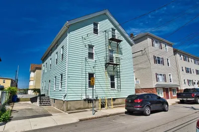 281 Harrison St